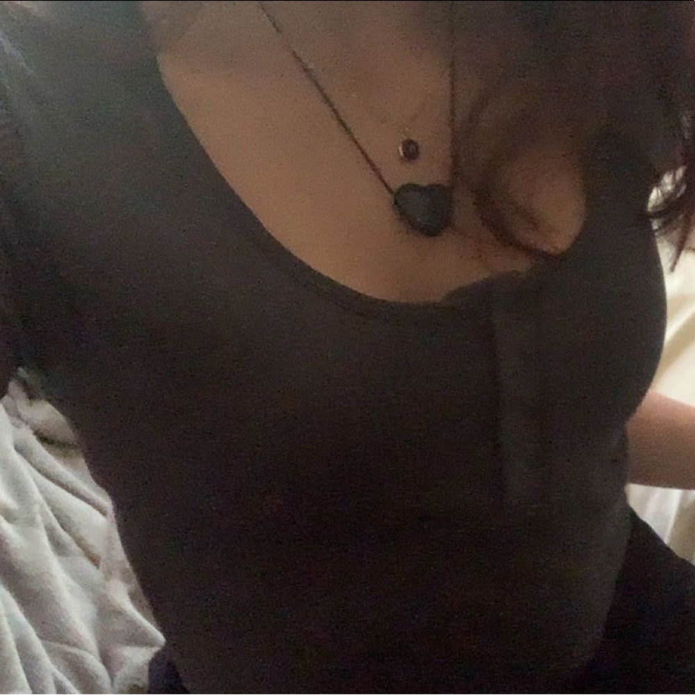 AREO seriously soft cropped top